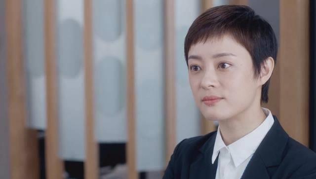 电视剧《安家》:28岁女店长一番话,毫无情商,却道破职场之道_业绩