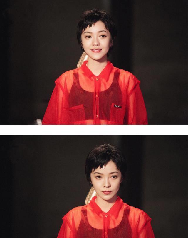 33岁郭采洁薄纱罩衫搭配蛇纹裙,造型复古又惊艳,短发红衣真撩人_风格