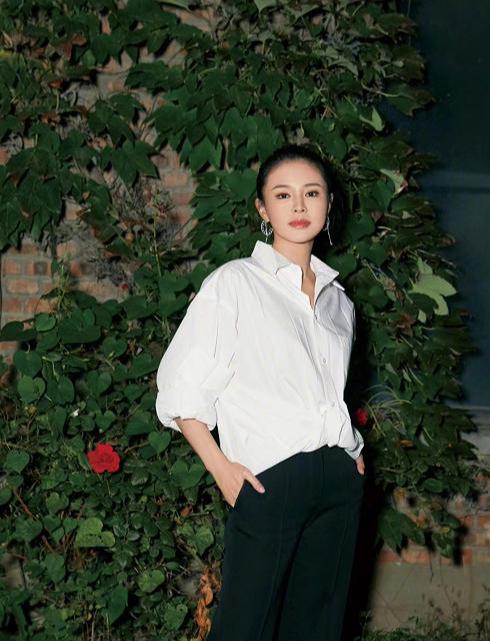 佟大为:为老婆庆生,一边在生日趴上激吻一边称呼其为"小姑娘_关悦