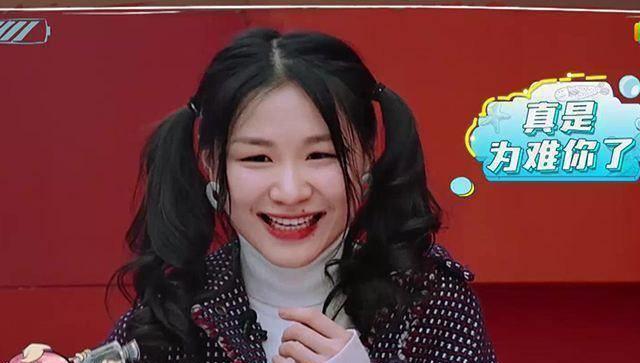 "又丑又漂亮"的小姐姐金靖,她的成名路上,有两位不一般的贵人_刘胜