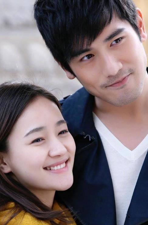 为何秦岚饰演的莫向晚却做不到呢?_高以翔_谢小秋_演技