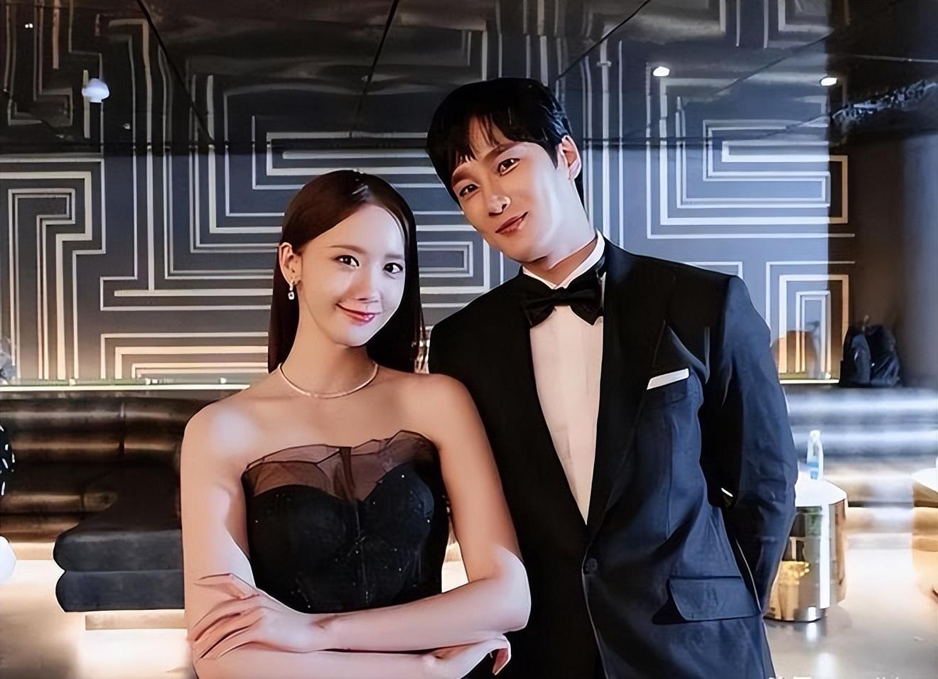 李俊昊林允儿恋情引热议,网友:担心他们在剧组的工作产生影响_和林