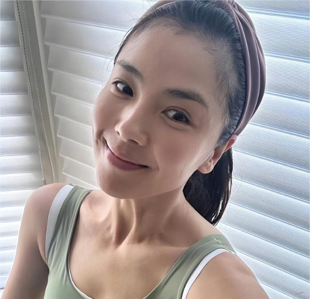 可想而知刘涛的变化有多大.在刚刚过去的端午节中