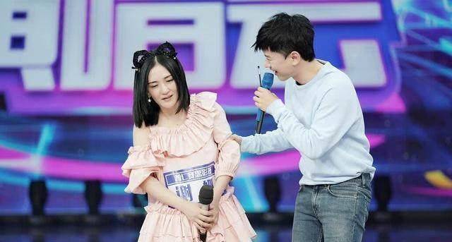 张杰和谢娜同台幼稚拌嘴?