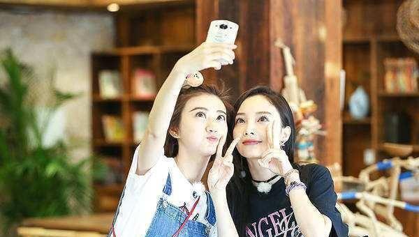 网友:长得丑心也黑_李静_李小璐_时候