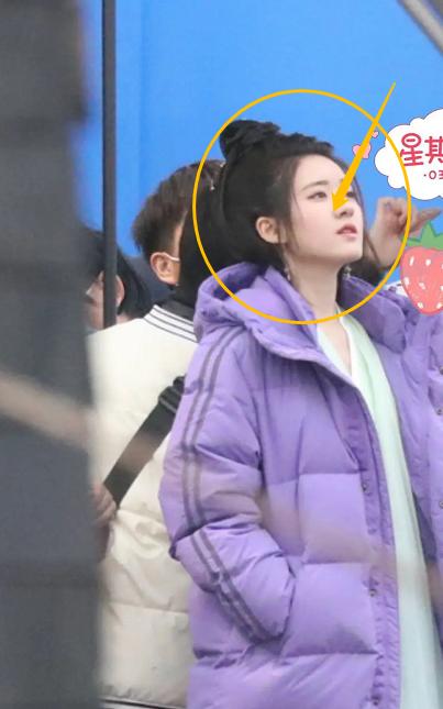 且试天下杨洋新路透,穿白衣腰围没看错吧,有人比赵露思更像女主_宣璐