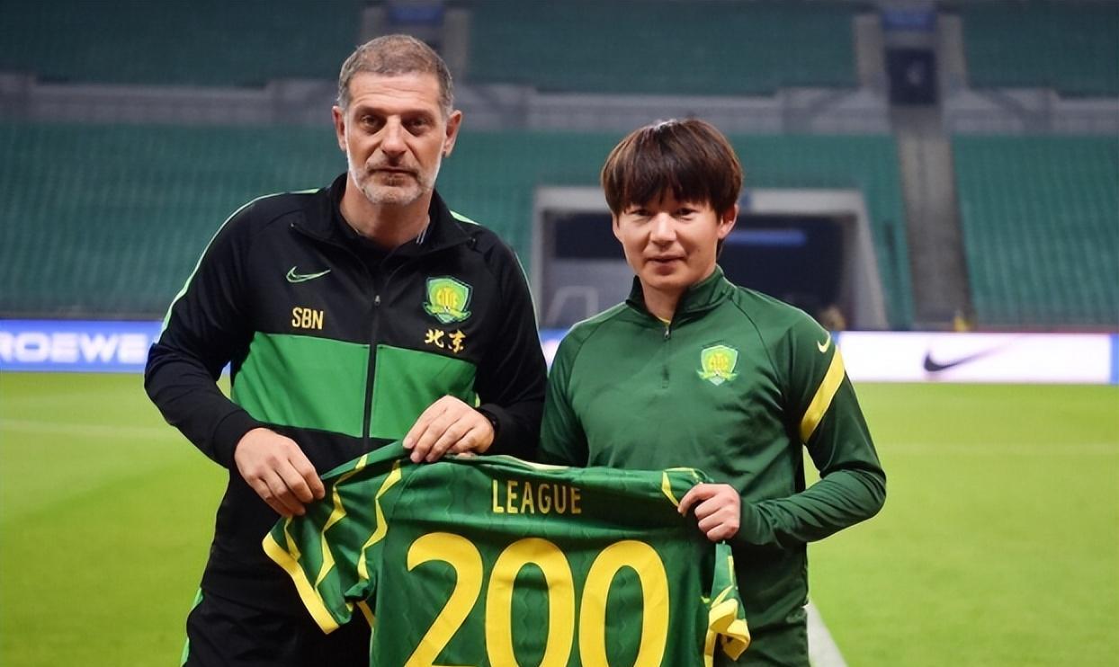 国安必走之人意外得到新帅重用,仅用一场比赛就坐稳主力_朴成