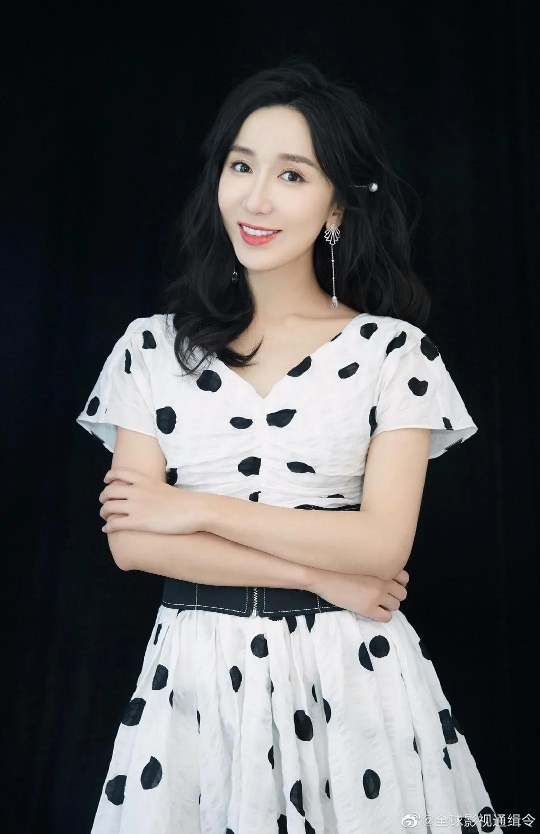 娄艺潇自曝体重120,呼吁不要过度追求白幼瘦审美_人们_身材_身体