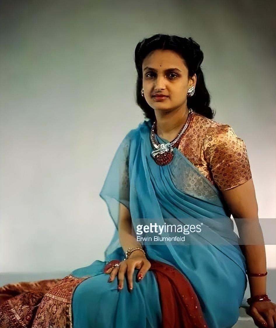 生8个孩子仍能嫁入王室,逛街一次花1000万美元_西塔·德维_普拉塔普