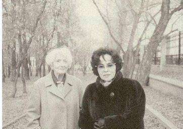 李香兰:一个被命运翻弄于中日两国之间的普通女人_日本_中国_因为