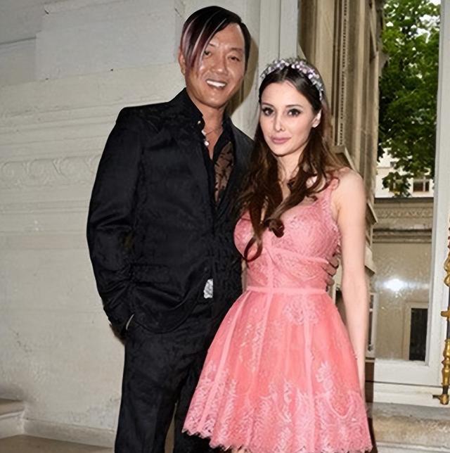 澳门赌王洪永时:一口气买30台劳斯莱斯,还娶外国模特为妻_贵宾_幻影