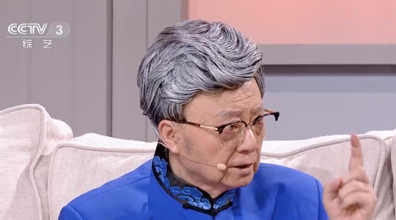 胡松華:60年婚姻催人淚下,老伴離世後,他的晚年生活狀況如何?