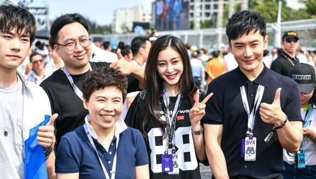 众明星同框照,黄晓明张天爱易烊千玺生图出众,于正却p成小鲜肉_照片