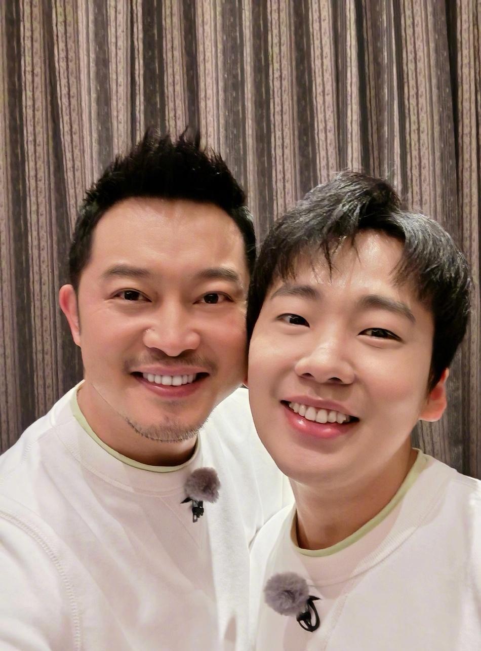 沙溢晒出与郭麒麟的合照,意欲"示好"郭德纲?