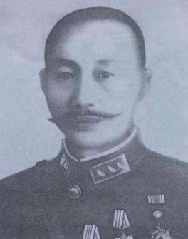 谷正伦为了避免对方认出自己的身份,特意伪装了一番,身着便衣前往仇