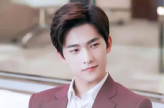 19岁进入演艺圈,今成热门ip青春剧男主,他能否成下个杨洋?