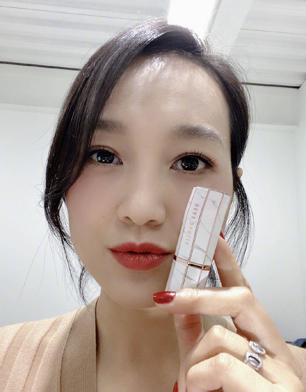 知名主持遇上金马影后,竟再爆口误,朱丹不识马思纯?_盛典_机会_专业