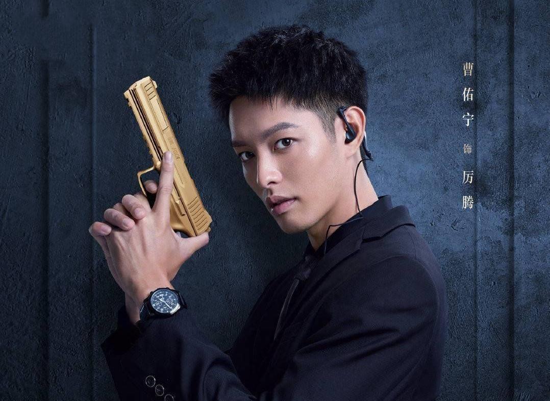 《他在逆光中告白》:霸总兼贴身保镖,这样的双标谁不想要_厉腾_阮念初