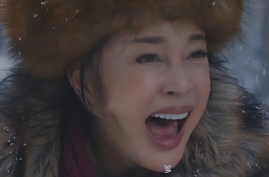 70岁刘晓庆新剧又装嫩,叫小18岁男演员"爹爹"太辣眼!_父亲_子弹_剧情