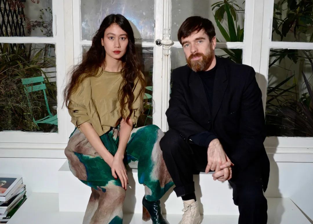 时尚圈最有高级感cp,神仙眷侣却意难平…_sarah_lemaire_气质