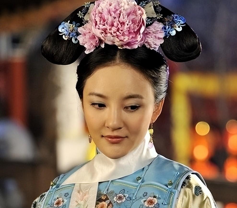 明明已经美得不可一世,却想不开去动脸,这9位女星全是反面案例_刘雨欣