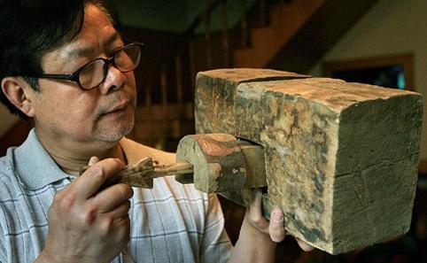 此人登台央视鉴宝,有2件藏品竟是"国宝",有的连专家都没见过_周汉春