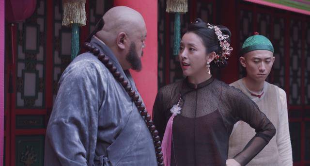 新版《鹿鼎记》开播,剧情删减严重,张一山又被批"用力过猛"_韦小宝