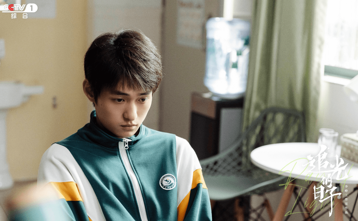 五种错误家教,耽误孩子人生,幸亏遇到郝楠老师_教育_家长_高远