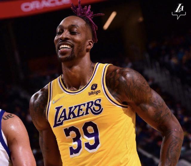 艾灵顿因伤缺席比赛,湖人伤病名单再添一人_球员_问题_沃格尔