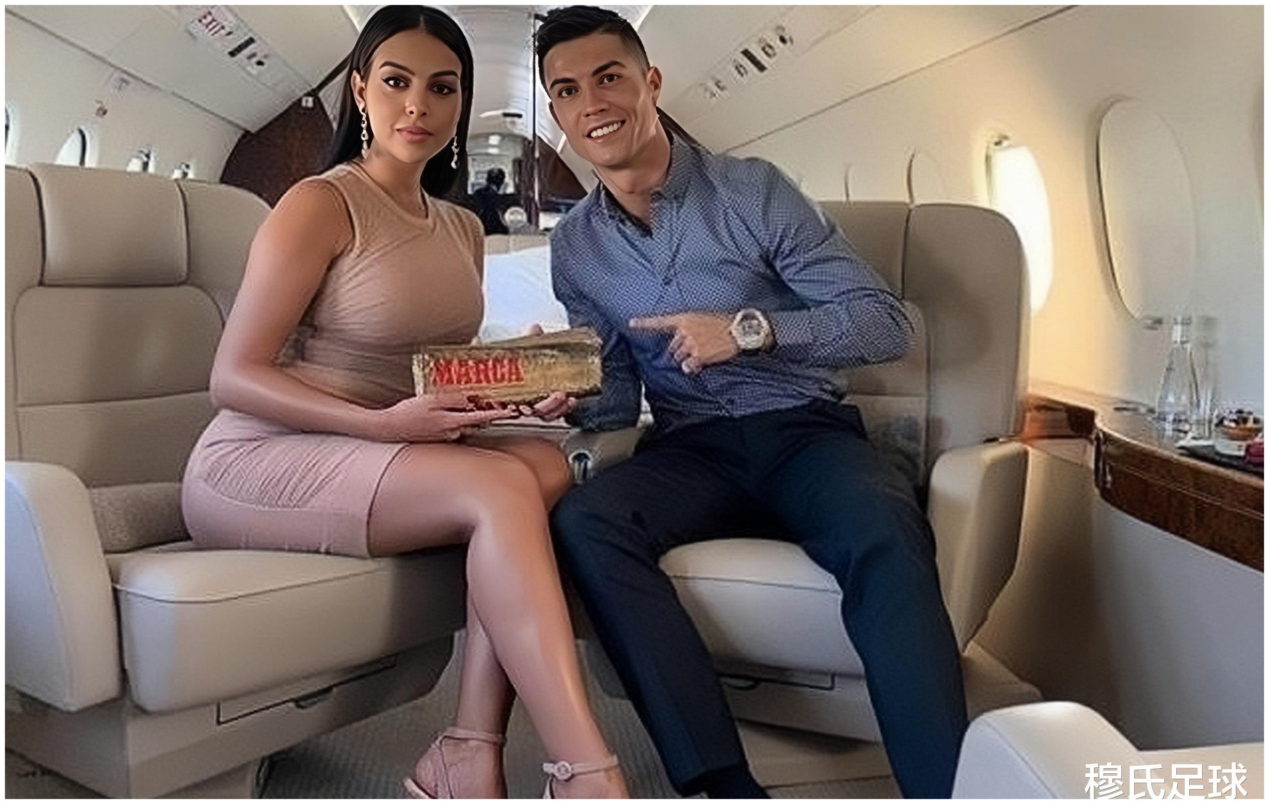 回顾c罗前女友惊艳亮相遭曝光,希尔顿身材性感又傲人,网友炸窝_巨星