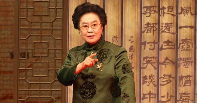 郭德纲曾说过评书《红楼梦》说着玩行,其实连丽如,刘兰芳都说过