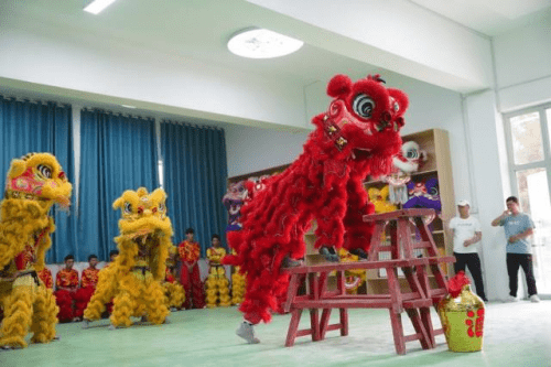 希沃远程课堂助力教育援疆_疏附县_广州_第一中学