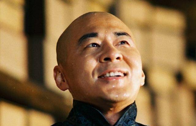 演了十几年大人物,却成圈内妻管严,如今妻子42岁还冒险生二胎_陈建斌