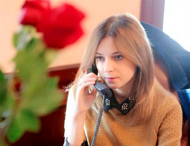 长:35岁被普京封少将,上位后才发现是个保皇派_娜塔莉亚_俄罗斯_西方