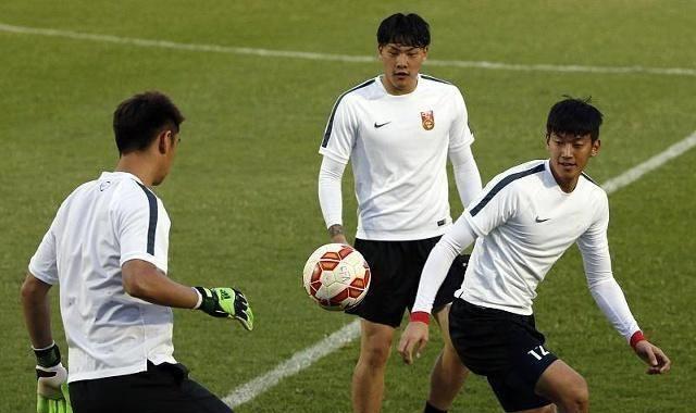 鲁能中卫位置最佳引援浮出水面能攻善守未来可成球队新队魂_戴琳_比赛