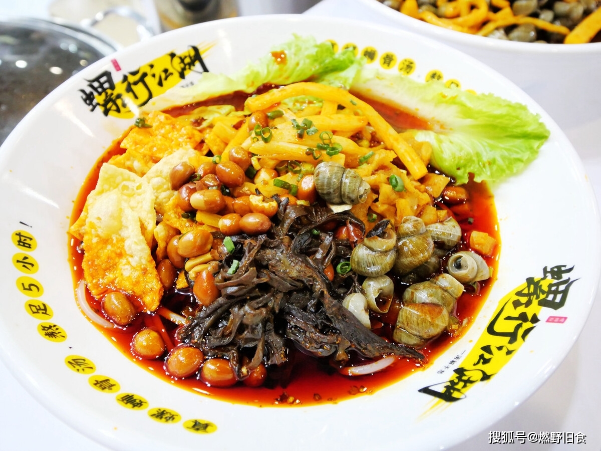 别总扎堆去柳州、桂林了，广西这座不夜城才是真正的美食宝藏地
