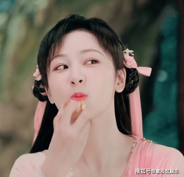 肖战赵丽颖正面硬刚,刘亦菲王一博一意孤行_公司_迪丽热巴_小角色