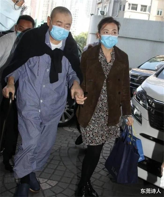 香港大亨刘銮雄年轻时衣服都舍不得买,老了却疯狂玩女明星_大刘_女友