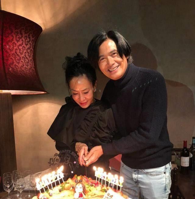 wingchan_夫妇_产下