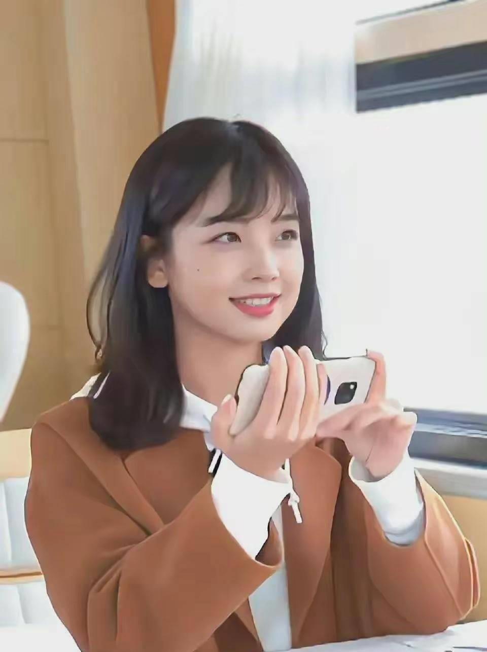 图图让王冰冰道歉,王海林发声,说出了感情风波的根源_回应_网友_标准