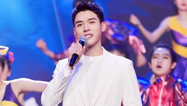 龚俊喊王力宏二哥,他俩关系很好吗?_偶像_称呼_作品