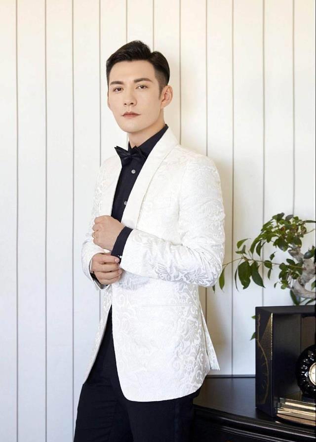 别说你还没穿,忒out,严屹宽已经帅到家了_造型_男生_女生