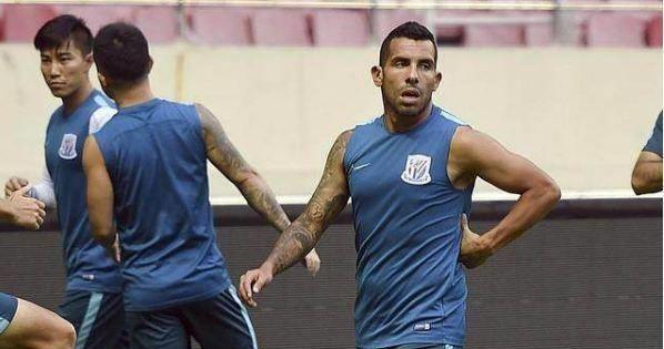 特维斯又提后悔去中超!球迷:那后悔去迪士尼了没?_职业_素养_中国