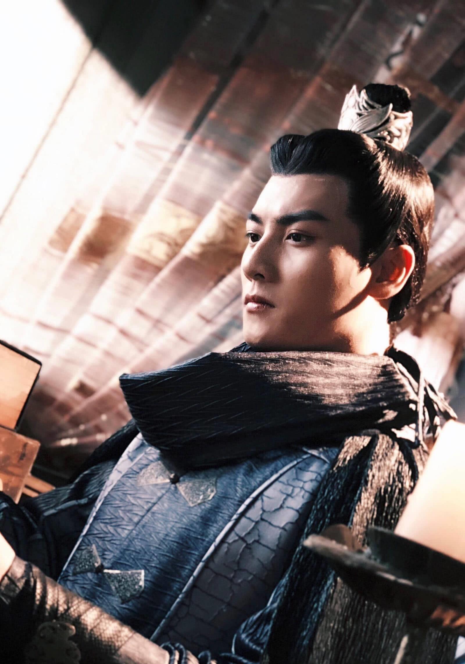 于朦胧携手陈钰琪出演新剧《两世欢》,呈现身份改变的蜜恋剧情_故事