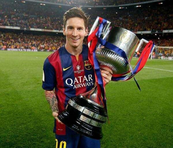 效力巴萨21年,梅西终究离开,告别会泪洒诺坎普,泪别巴萨!