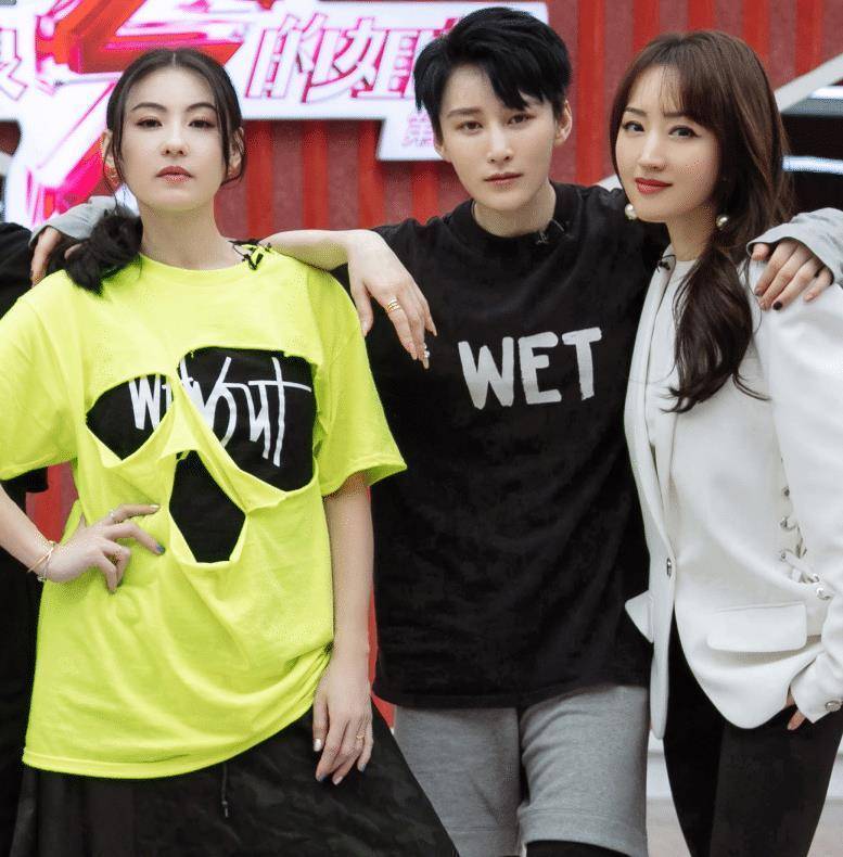 时非常不错的呢,造型都很清爽,尤其是周笔畅组的姐姐有了吉克隽逸在