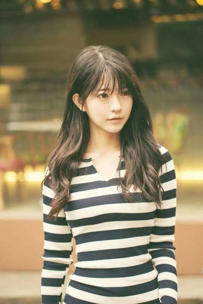 朴善慧,这位喜欢游戏,动漫,岛国文化又喜欢cosplay女孩,她用自己的