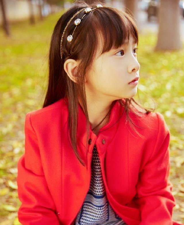 "怪力萝莉"田雨橙,8岁红妆写真美过妈妈叶一茜_爸爸_田亮_电影