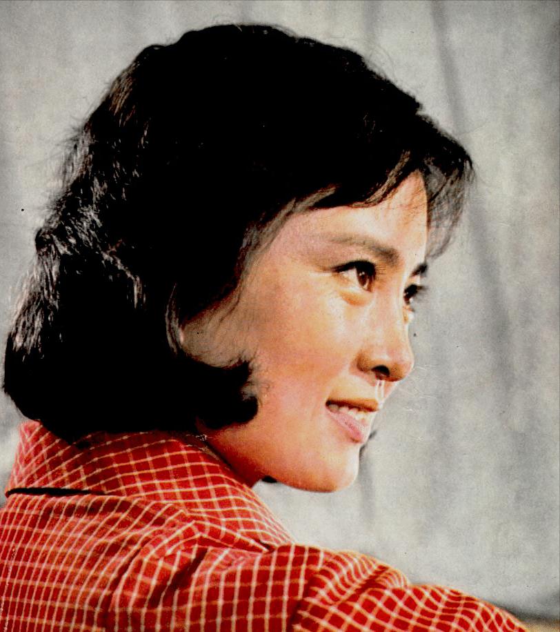 张金玲:27岁为爱息影,38岁带娃改嫁富商,苦尽甘来无遗憾_孩子_电影