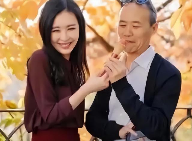 傲慢的田朴珺,嫁大 30 岁王石,如今终于低下了头颅_王晶_地产_企业